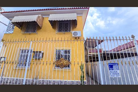 Apartamento à venda com 65m², 2 quartos e sem vagaFachada do Prédio COM PLACA