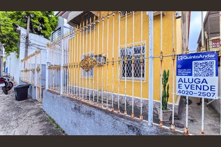 Apartamento à venda com 65m², 2 quartos e sem vagaFachada do Prédio COM PLACA