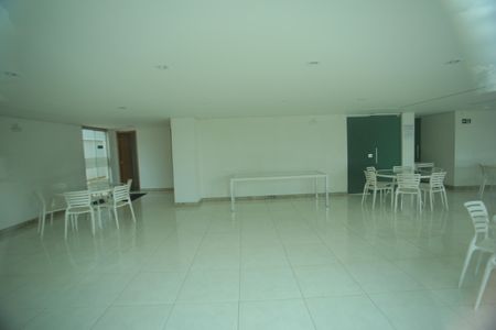 Apartamento para alugar com 71m², 2 quartos e 2 vagasArea comum