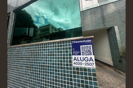 Apartamento para alugar com 71m², 2 quartos e 2 vagasPlaca