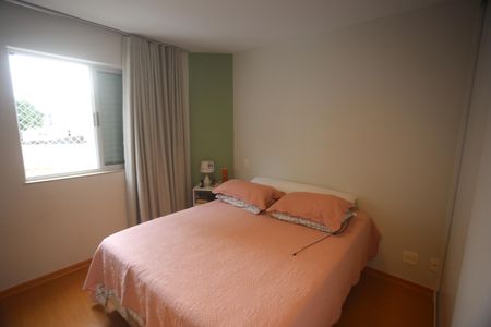 Apartamento para alugar com 71m², 2 quartos e 2 vagasSuite