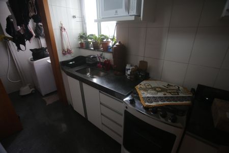 Apartamento para alugar com 71m², 2 quartos e 2 vagasCozinha