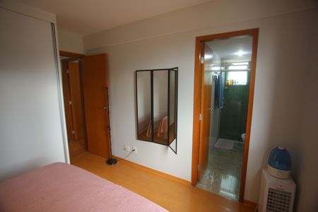 Apartamento para alugar com 71m², 2 quartos e 2 vagasSuite