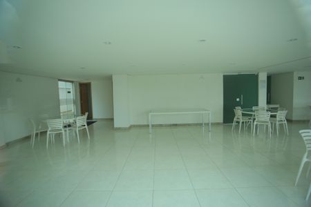 Apartamento para alugar com 71m², 2 quartos e 2 vagasArea comum