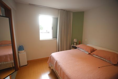 Apartamento para alugar com 71m², 2 quartos e 2 vagasSuite