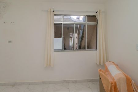 Casa para alugar com 100m², 2 quartos e 3 vagasSuíte