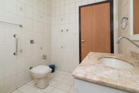 Casa para alugar com 100m², 2 quartos e 3 vagasBanheiro Social