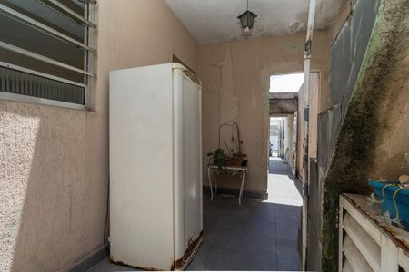Casa para alugar com 100m², 2 quartos e 3 vagasQuintal / Escada terraço