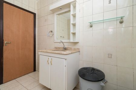 Casa para alugar com 100m², 2 quartos e 3 vagasBanheiro Social