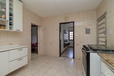 Casa para alugar com 100m², 2 quartos e 3 vagasCozinha