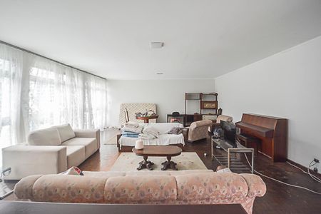 Casa à venda com 397m², 3 quartos e 4 vagasSala