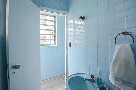 Casa à venda com 397m², 3 quartos e 4 vagasBanheiro de serviço