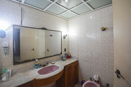 Casa à venda com 397m², 3 quartos e 4 vagasBanheiro