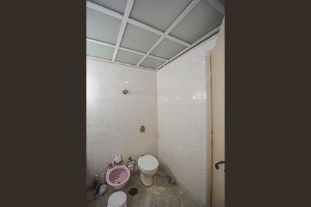 Casa à venda com 397m², 3 quartos e 4 vagasBanheiro