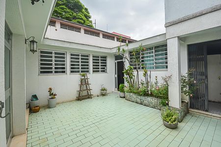 Casa à venda com 397m², 3 quartos e 4 vagasJardim de Inverno