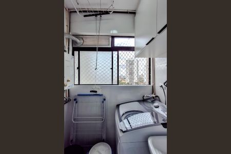 Apartamento para alugar com 111m², 3 quartos e 1 vagaÁrea de Serviço