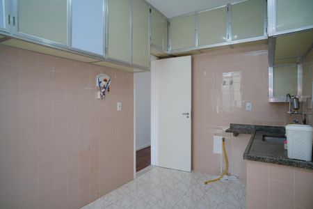 Apartamento à venda com 75m², 2 quartos e 1 vagaCozinha