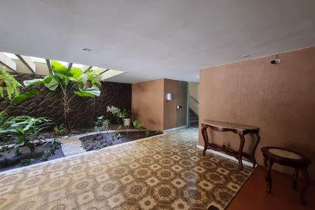 Apartamento à venda com 75m², 2 quartos e 1 vagaÁrea comum