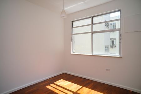 Apartamento à venda com 75m², 2 quartos e 1 vagaQuarto 2