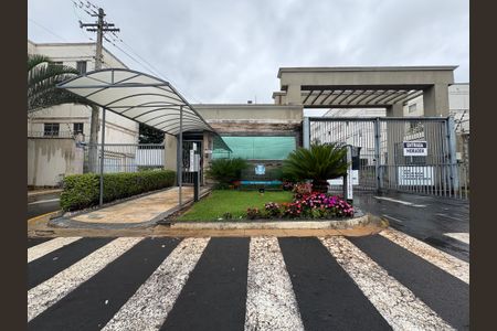 Apartamento para alugar com 46m², 2 quartos e 1 vaga Apartamento para alugar com 46m², 2 quartos e 1 vagaFachada