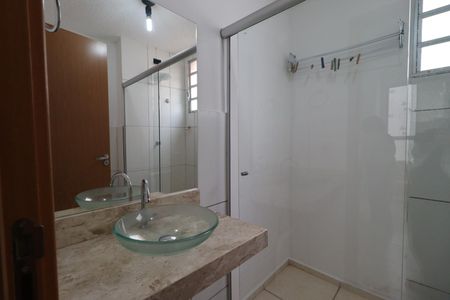 Apartamento para alugar com 46m², 2 quartos e 1 vaga Apartamento para alugar com 46m², 2 quartos e 1 vagaBanheiro