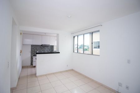 Sala de apartamento à venda com 2 quartos, 46m² em Alvorada, Contagem
