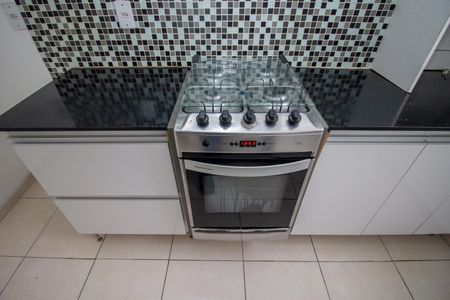 Apartamento à venda com 46m², 2 quartos e 1 vaga Apartamento à venda com 46m², 2 quartos e 1 vagaCozinha e Área de Serviço
