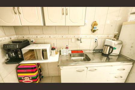 Apartamento à venda com 65m², 3 quartos e 1 vaga Apartamento à venda com 65m², 3 quartos e 1 vagaCozinha e Área de Serviço