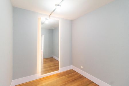 Casa de condomínio para alugar com 494m², 4 quartos e 5 vagasSuíte 4