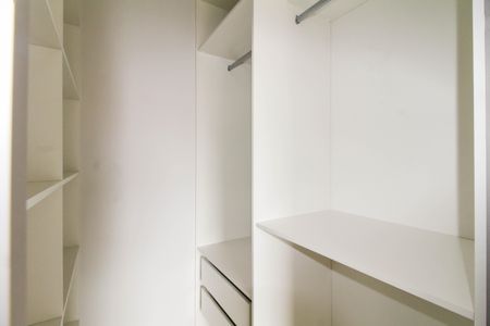 Apartamento à venda com 76m², 3 quartos e 1 vaga Apartamento à venda com 76m², 3 quartos e 1 vagaSuíte