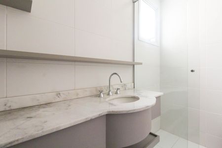 Apartamento à venda com 76m², 3 quartos e 1 vaga Apartamento à venda com 76m², 3 quartos e 1 vagaBanheiro