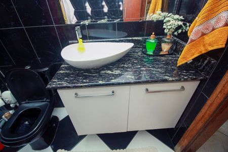 Apartamento à venda com 92m², 2 quartos e sem vagaBanheiro