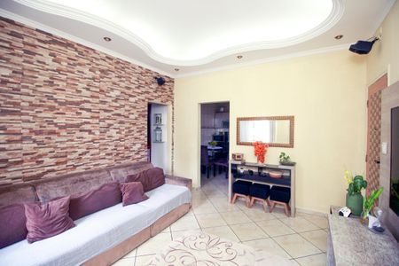 Apartamento à venda com 92m², 2 quartos e sem vagaSala