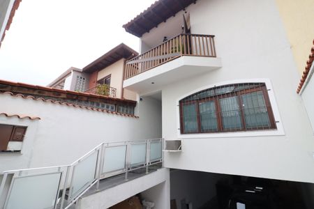 Casa à venda com 219m², 4 quartos e 4 vagasGaragem