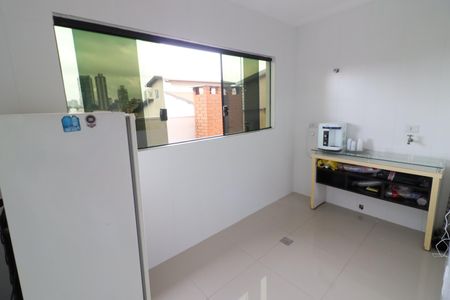 Casa à venda com 219m², 4 quartos e 4 vagasCozinha