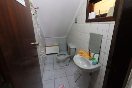 Casa à venda com 219m², 4 quartos e 4 vagasLavabo 2