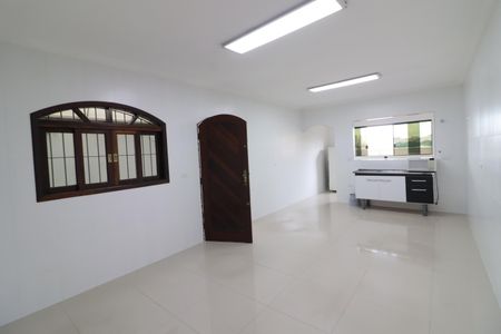 Casa à venda com 219m², 4 quartos e 4 vagasCozinha