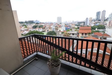 Casa à venda com 219m², 4 quartos e 4 vagasSuíte 2