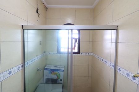 Casa à venda com 219m², 4 quartos e 4 vagasBanheiro da Suíte 2