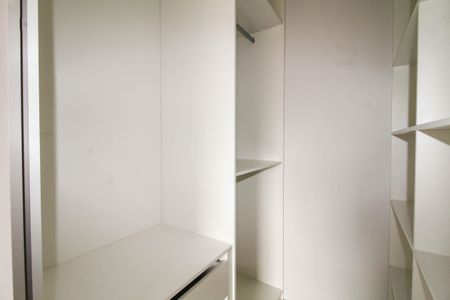 Apartamento à venda com 76m², 3 quartos e 1 vaga Apartamento à venda com 76m², 3 quartos e 1 vagaSuíte