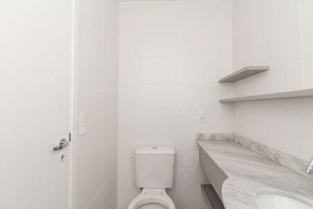 Apartamento à venda com 76m², 3 quartos e 1 vaga Apartamento à venda com 76m², 3 quartos e 1 vagaBanheiro da Suíte