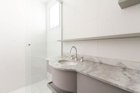 Apartamento à venda com 76m², 3 quartos e 1 vaga Apartamento à venda com 76m², 3 quartos e 1 vagaBanheiro