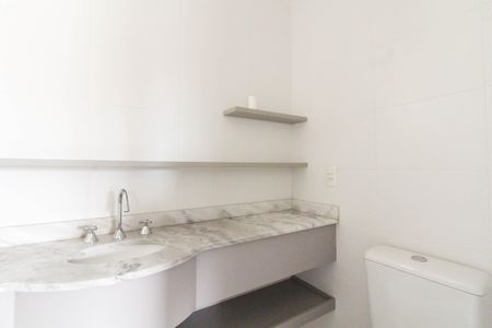 Apartamento à venda com 76m², 3 quartos e 1 vaga Apartamento à venda com 76m², 3 quartos e 1 vagaBanheiro