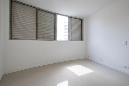 Apartamento para alugar com 178m², 3 quartos e 2 vagas Apartamento para alugar com 178m², 3 quartos e 2 vagasQuarto 2