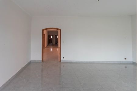 Casa à venda com 280m², 4 quartos e 3 vagas Casa à venda com 280m², 4 quartos e 3 vagasSala de Estar
