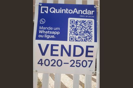Casa à venda com 280m², 4 quartos e 3 vagas Casa à venda com 280m², 4 quartos e 3 vagasPlaquinha