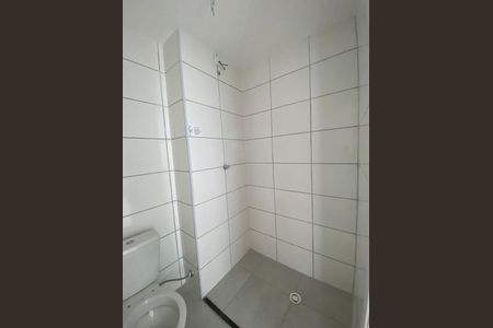 Apartamento à venda com 38m², 2 quartos e sem vaga Apartamento à venda com 38m², 2 quartos e sem vagaBanheiro