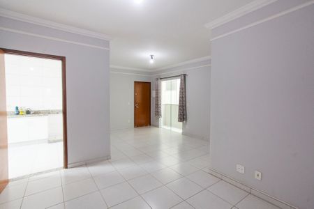 Sala de apartamento para alugar com 3 quartos, 90m² em Saraiva, Uberlândia