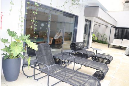 Studio para alugar com 27m², 1 quarto e sem vagaPiscina