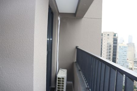 Studio para alugar com 27m², 1 quarto e sem vagaVaranda